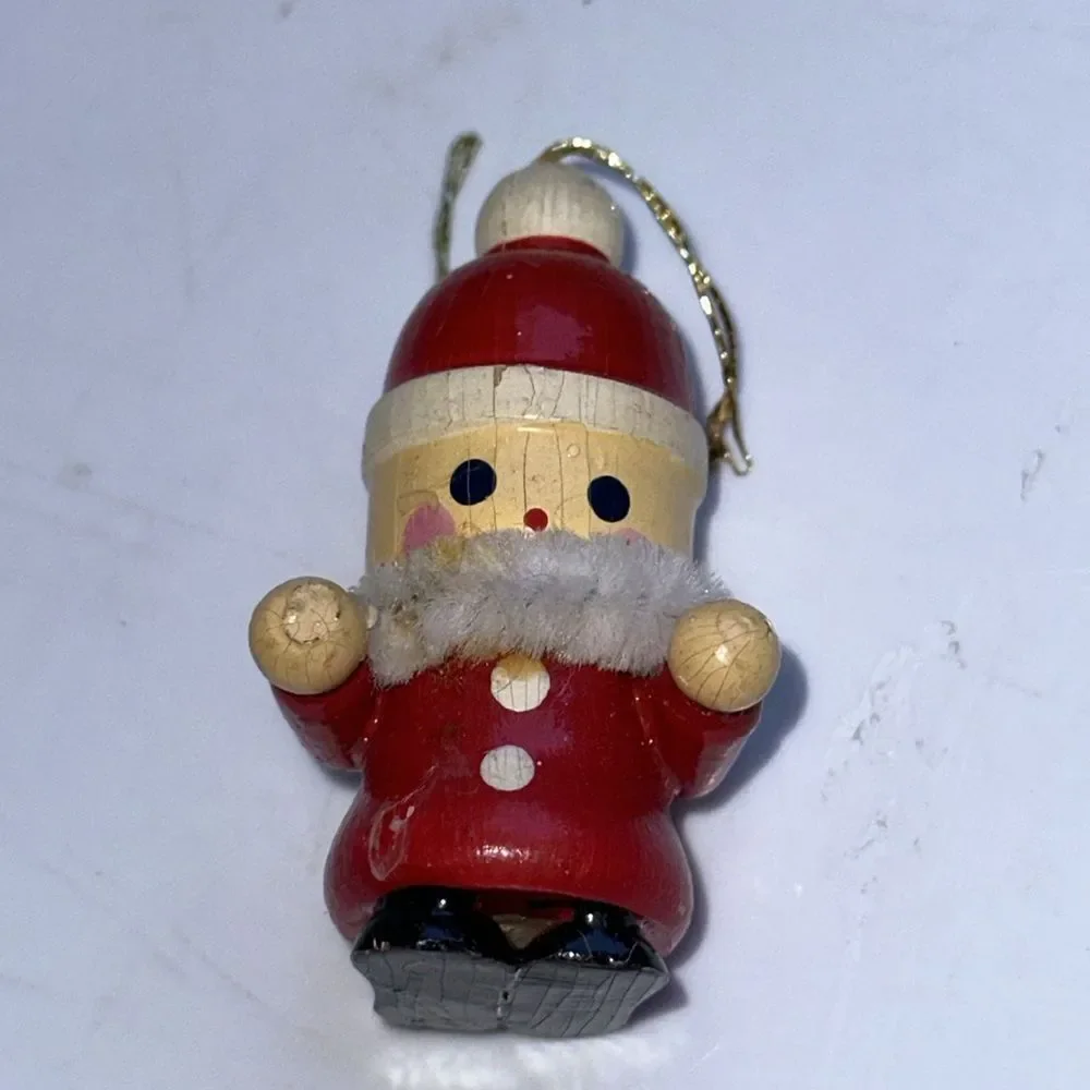 Lot of‎ 3 small Santa Claus ornaments & figurine